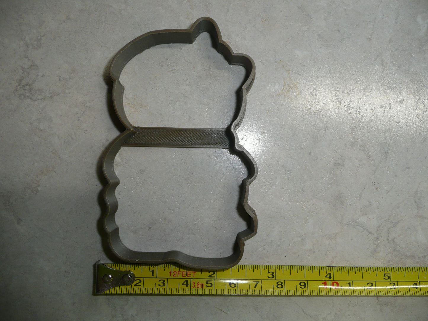 Gingerbread Girl with Bow Outline Christmas Cookie Cutter USA PR3143