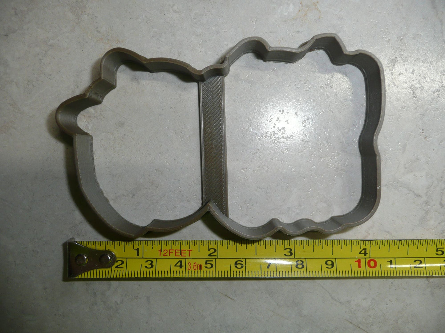 Gingerbread Girl with Bow Outline Christmas Cookie Cutter USA PR3143