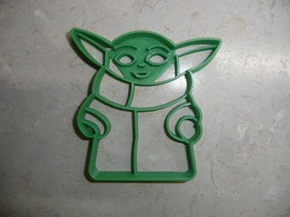 6x Baby Yoda Grogu Pose 1 Fondant Cutter Cupcake Topper 1.75 IN USA FD3321