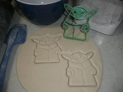 Baby Yoda Adorable Green Space Child Star Wars Cookie Cutter USA PR3321