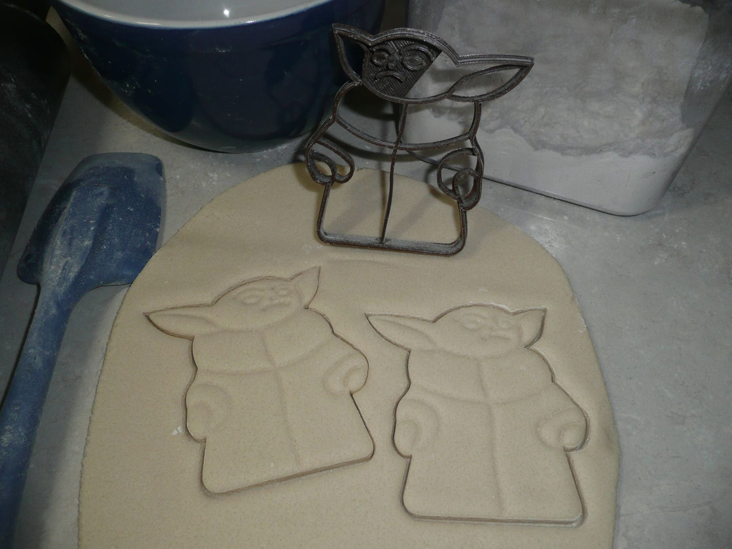 Baby Yoda Adorable Space Child Pose 2 Star Wars Cookie Cutter USA PR3322