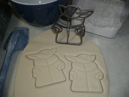 Baby Yoda Adorable Space Child Pose 2 Star Wars Cookie Cutter USA PR3322