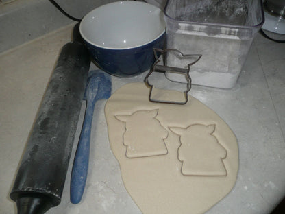 Baby Yoda Outline Pose 2 Adorable Space Child Star Wars Cookie Cutter USA PR3357