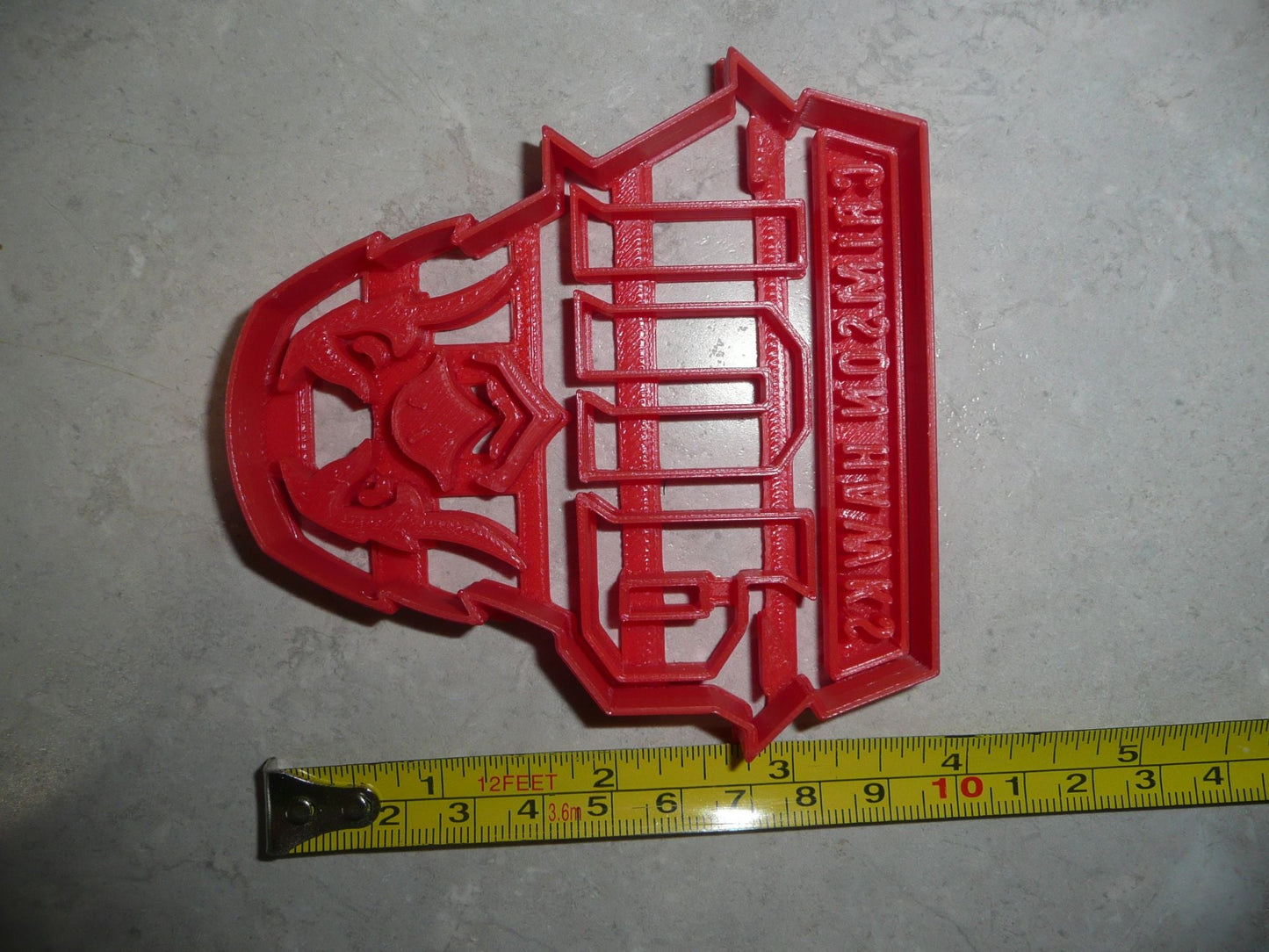 IUP Indiana University Pennsylvania Crimson Hawks Cookie Cutter USA PR3381