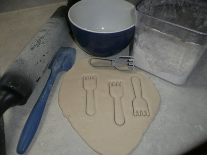 Fork Outline Flatware Cutlery Utensil Cookie Cutter Baking Tool USA PR3404