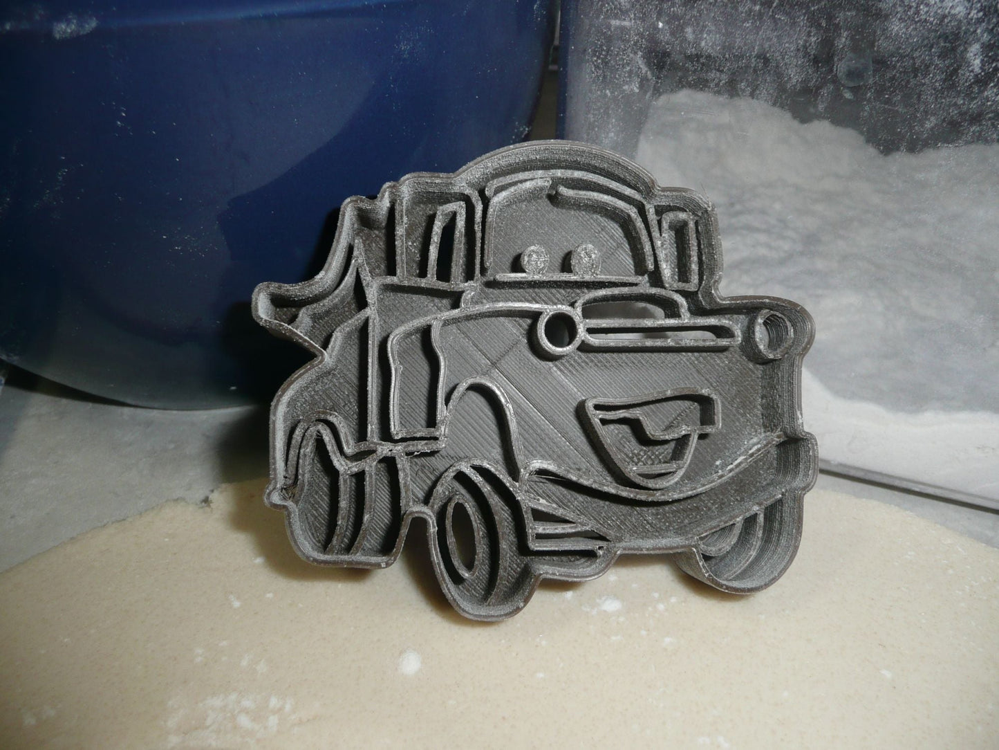 Tow Mater Truck Lightning McQueen Cars Cartoon Cookie Cutter USA PR3375