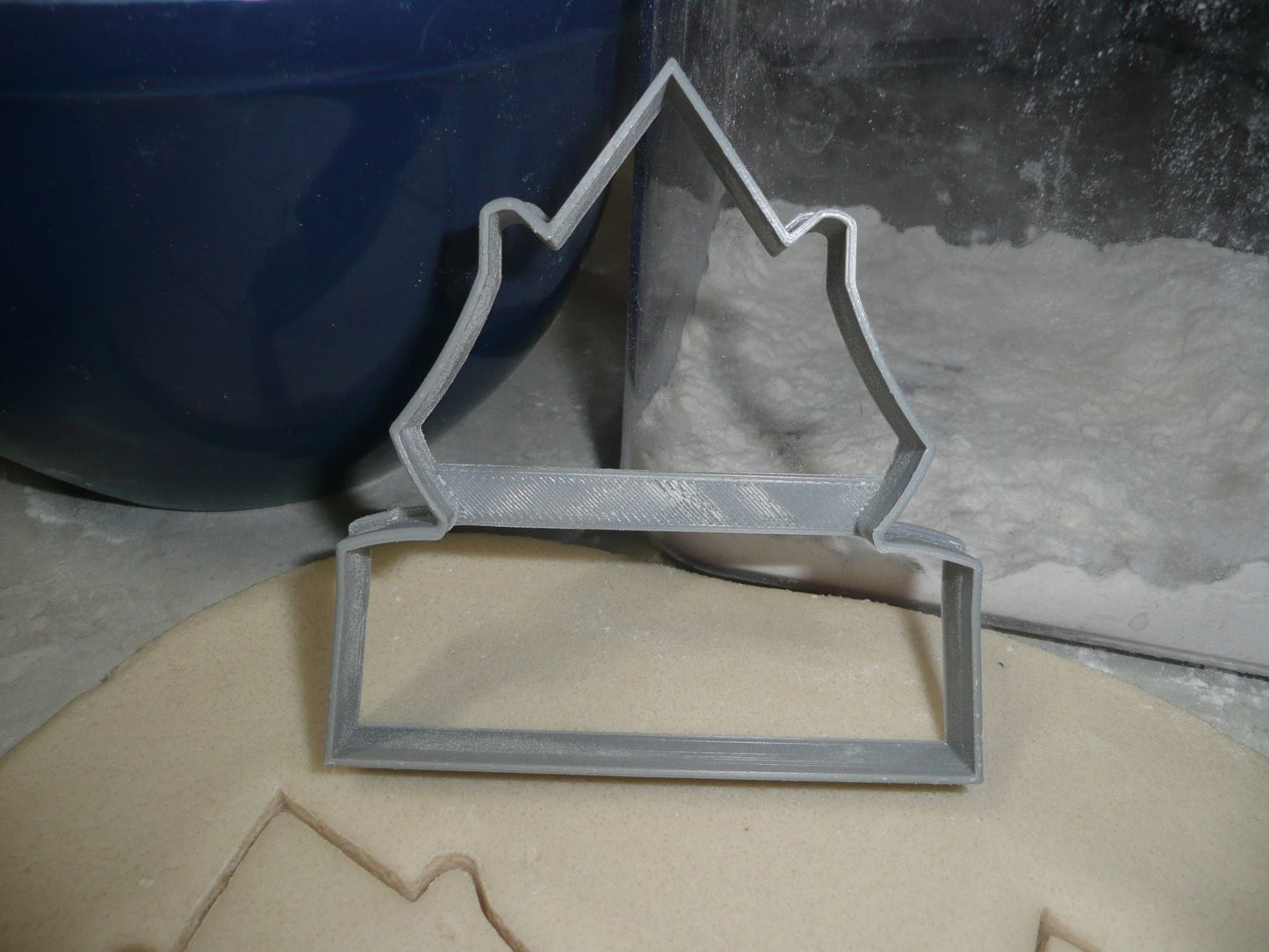 Knight in Shining Armor Medieval Set of 3 Cookie Cutters USA PR1514