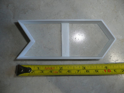 Forward Arrow Direction Outline Shape Cookie Cutter USA PR3180