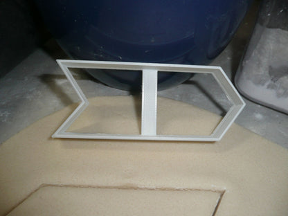 Forward Arrow Direction Outline Shape Cookie Cutter USA PR3180