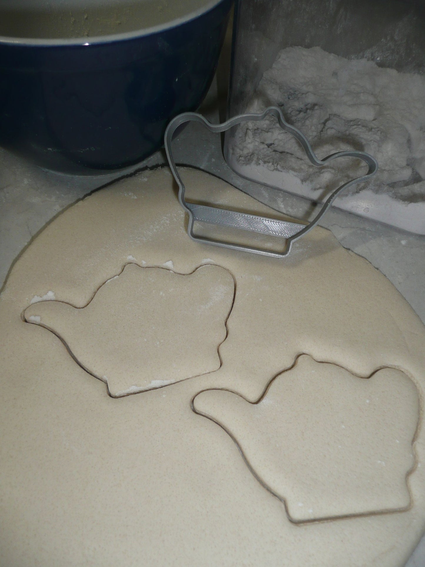 Teapot Tea Pot Outline Handle Spout Friendship Symbol Cookie Cutter USA PR3415