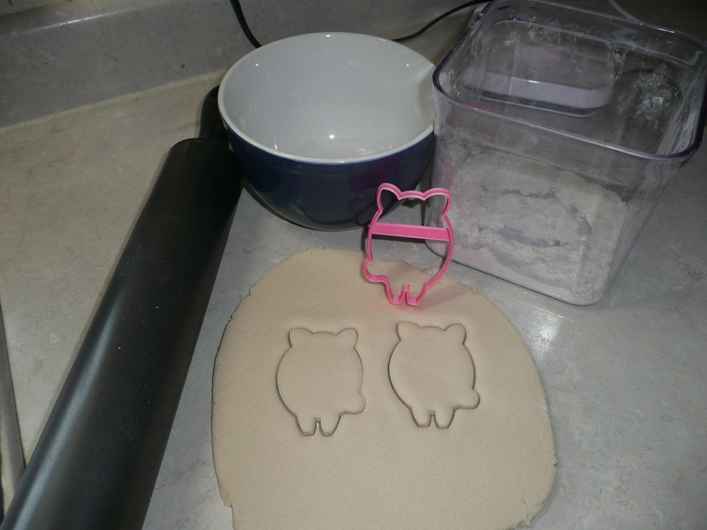 Pig Outline Front Facing Piggy Farm Animal Cookie Cutter USA PR3380