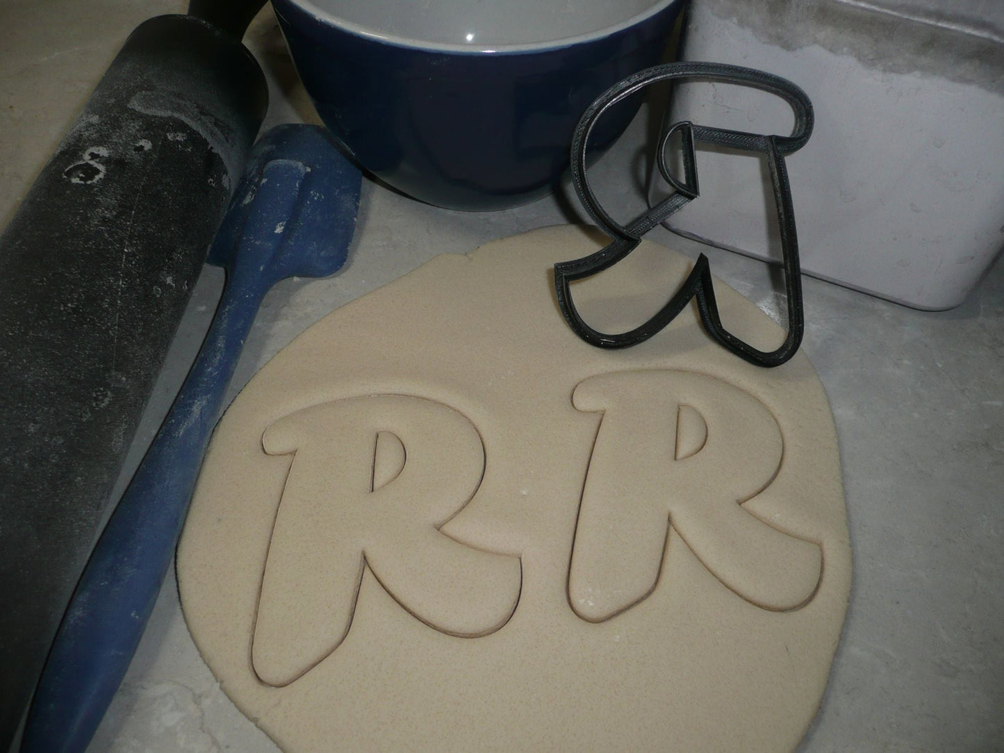 Letter R Uppercase Fancy Stylized Font Alphabet Cookie Cutter USA PR3345