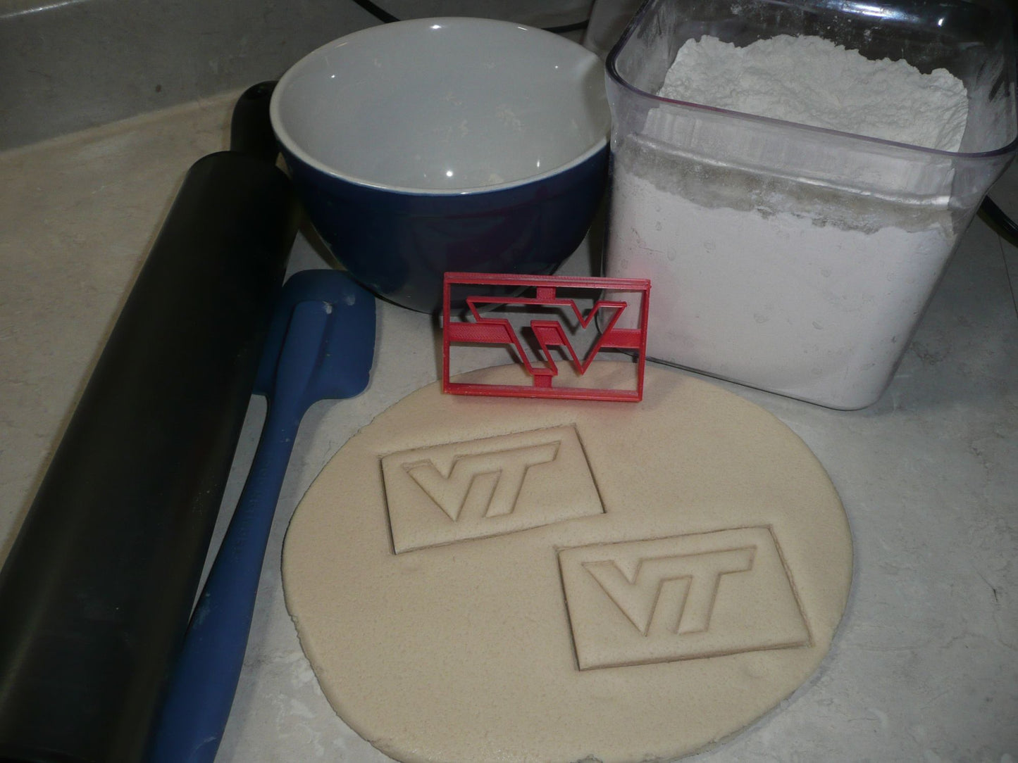 Virginia Tech University VT Letters Impression Sports Cookie Cutter USA PR3281