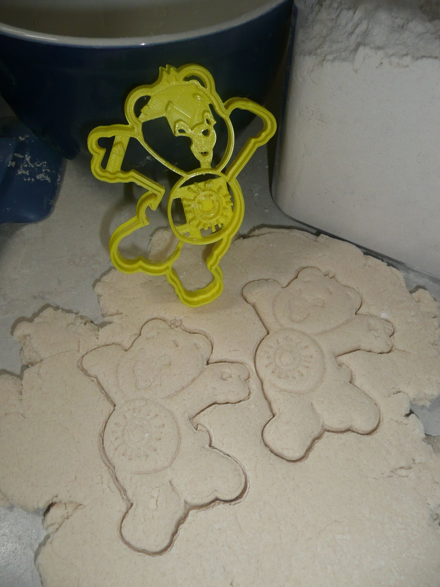 Funshine Bear Yellow Sunshine Care Bears Cookie Cutter USA PR3987