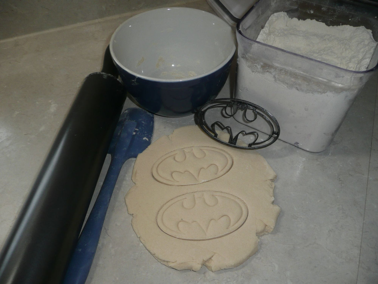 Batman Oval Symbol Superhero DC Comics Cookie Cutter USA PR4097