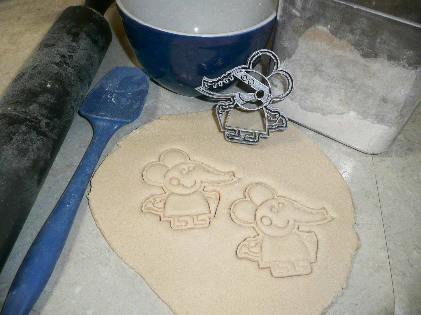 Peppa Pig Family and Friends Kids Cartoon Set Of 9 Cookie Cutters USA PR1550