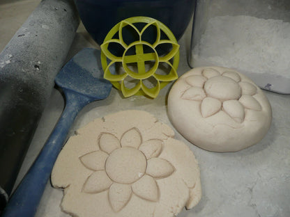 Sunflower Set Of 2 Sizes Concha Cutters Bread Stamps Made in USA PR1761