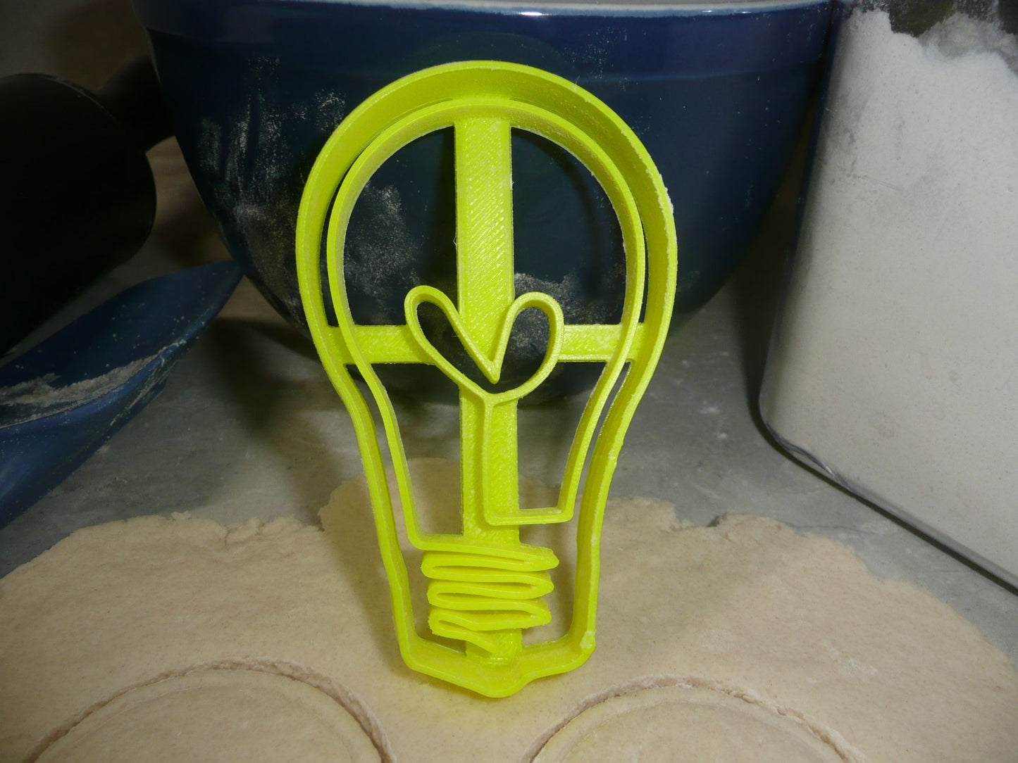 Lightbulb Light Bulb Idea Electricity Wire Filament Cookie Cutter USA PR2093