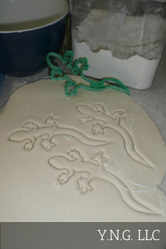 Gecko Lizard Outline Warm Climate Reptile Animal Cookie Cutter USA PR2145