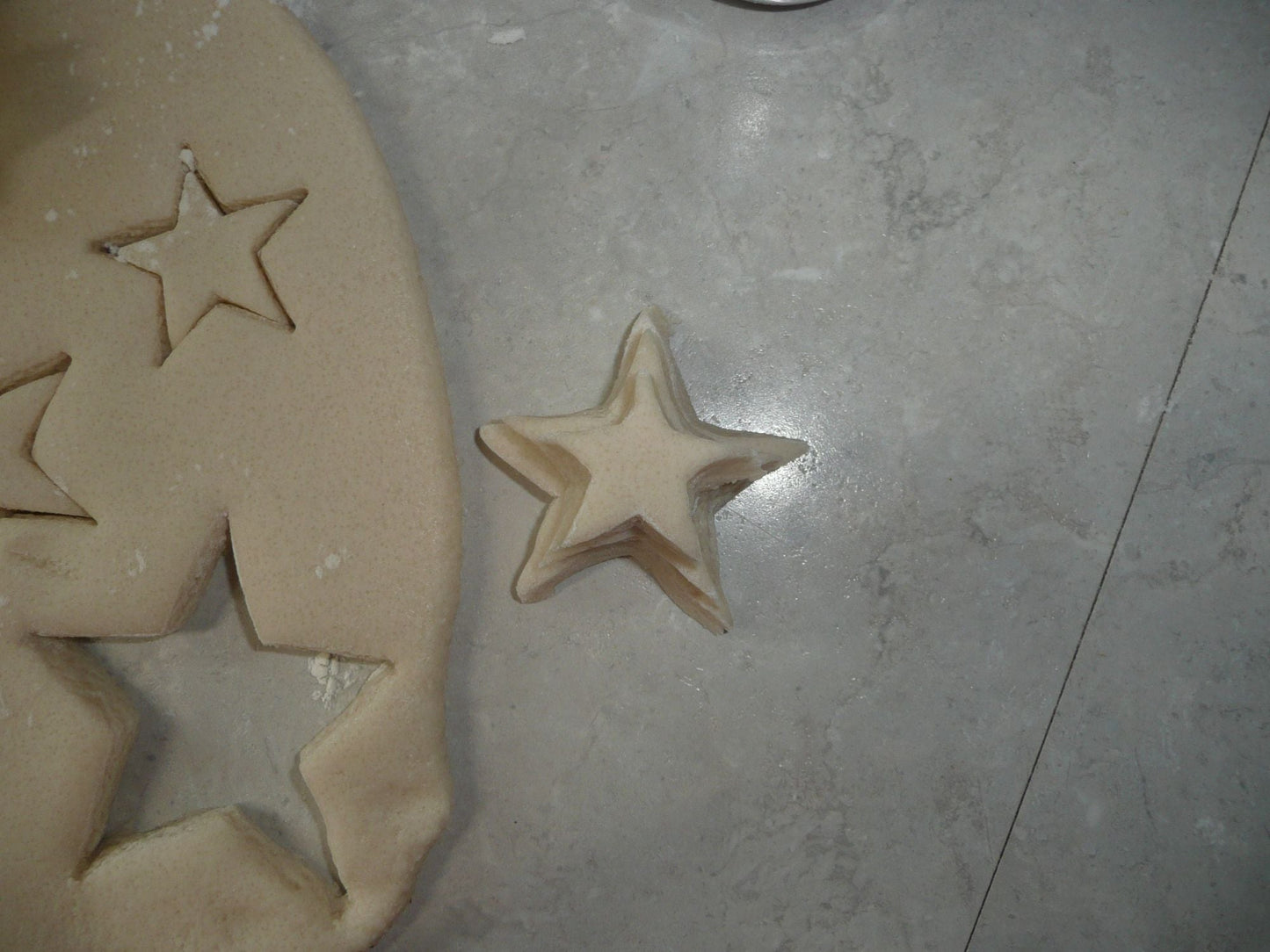 Stacking Star 3 Piece Set Outline Stars Cookie Cutters Baking Tool USA PR3190