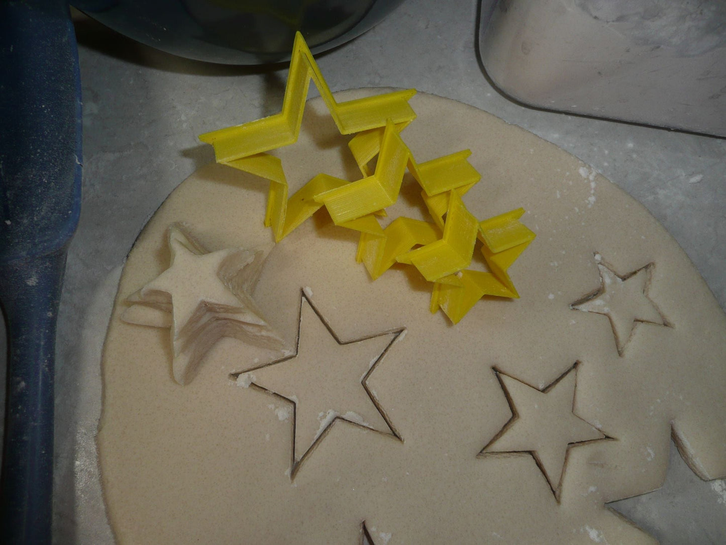 Stacking Star 3 Piece Set Outline Stars Cookie Cutters Baking Tool USA PR3190