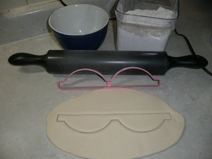 Half Size Cookie Cutter Bow Or 3D Fondant Cake Bow Baking Tool USA PR3372