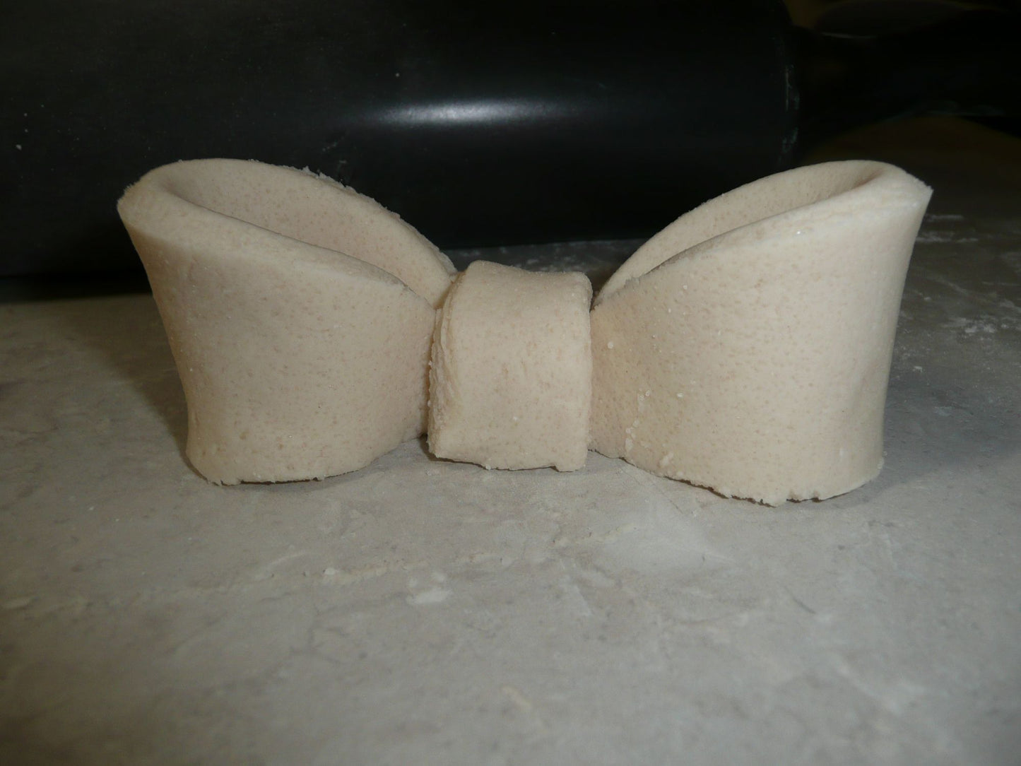 Half Size Cookie Cutter Bow Or 3D Fondant Cake Bow Baking Tool USA PR3372