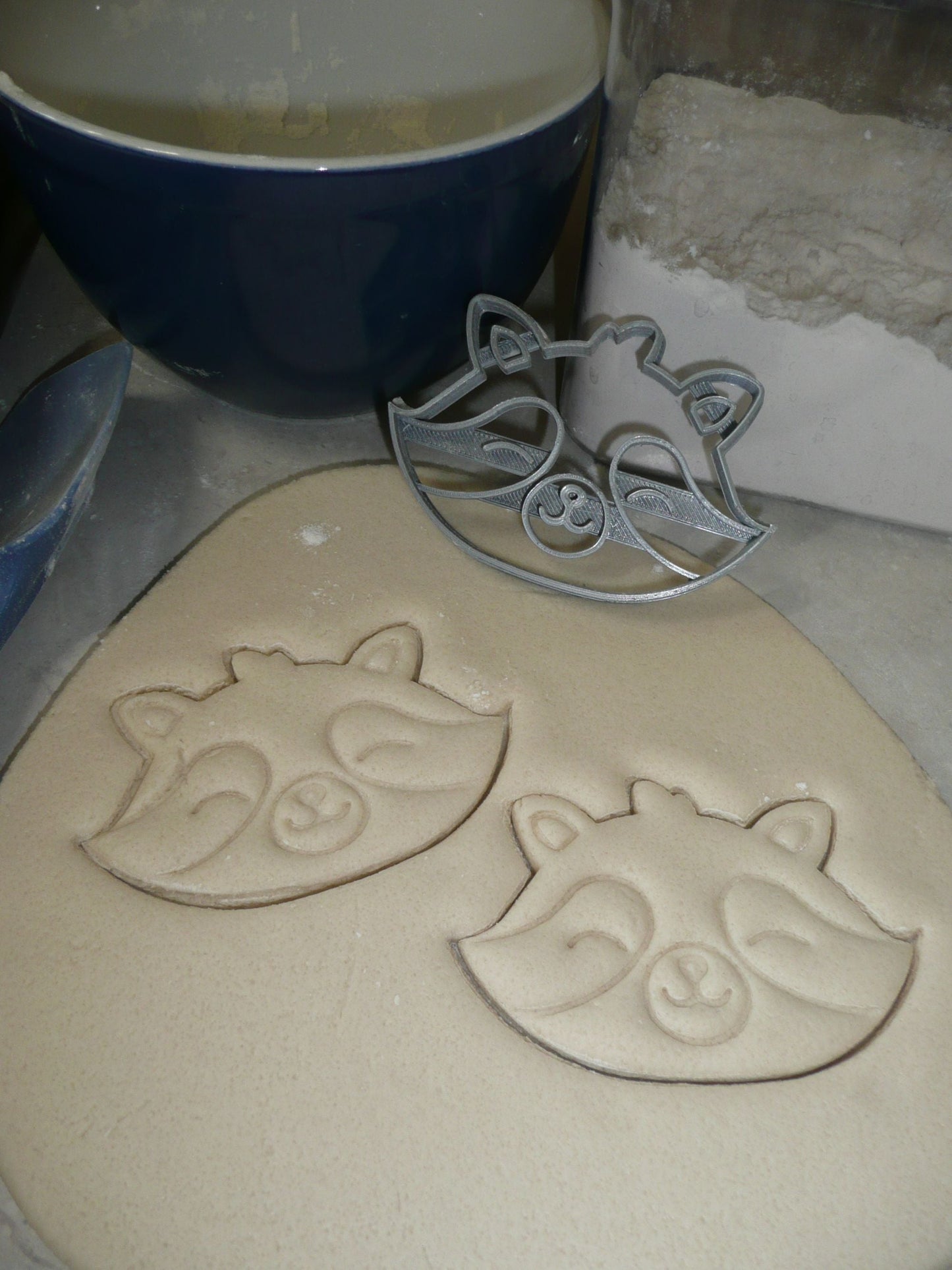 Raccoon Face Cute Masked Animal Mammal Cookie Cutter Baking Tool USA PR3464