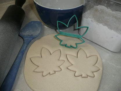 Cannabis Marijuana Leaf Smooth Edge Cookie Cutter Made in USA PR3472