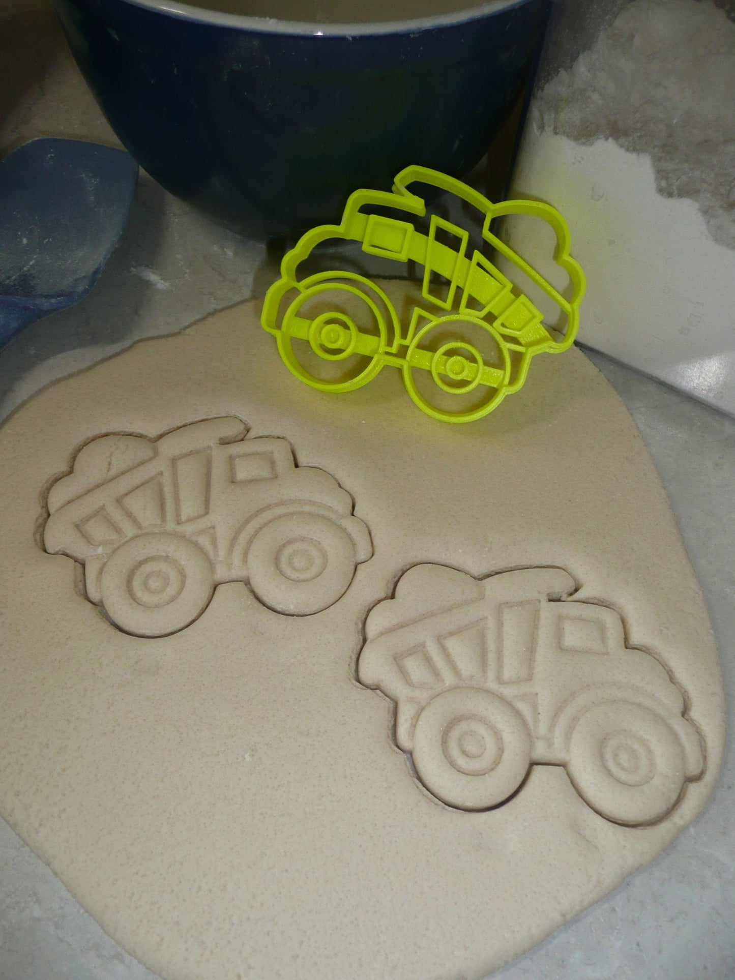 Dump Truck Haul Tipper Dumper Construction Vehicle Cookie Cutter USA PR3474