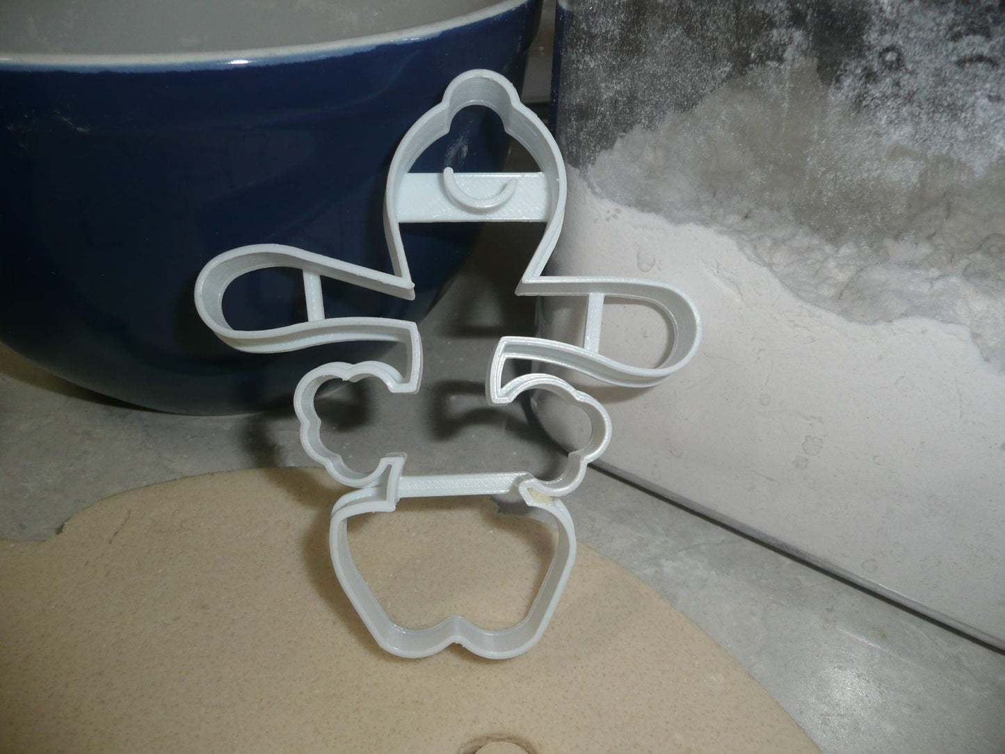 Snoopy Dancing Charlie Brown Pet Beagle Peanuts Comics Cookie Cutter USA PR3493
