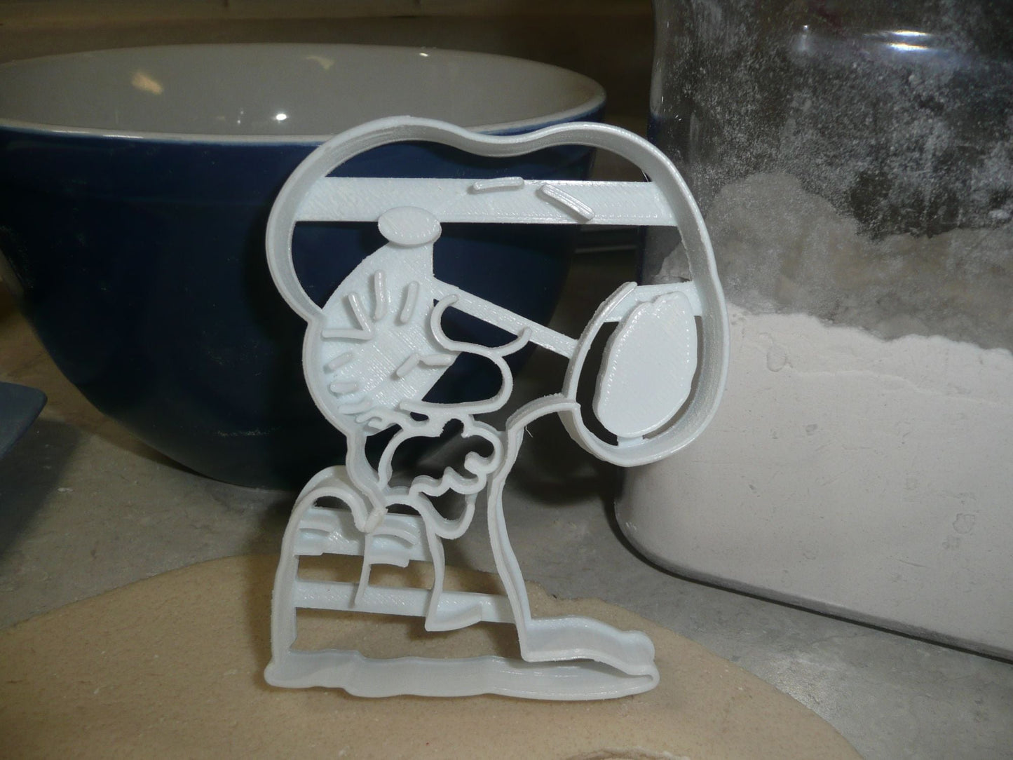 Snoopy Hugging Woodstock Charlie Brown Peanuts Comics Cookie Cutter USA PR3495