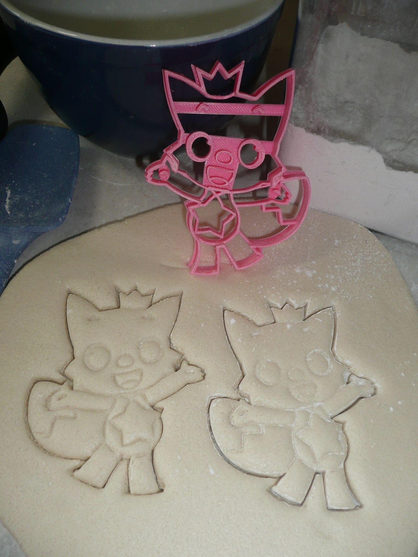 Pinkfong Pink Fox With Crown Baby Shark Cartoon Cookie Cutter USA PR3517