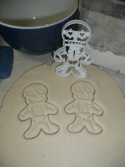 Skeleton With Detailed Gingerbread Body Heart Eyes Cookie Cutter USA PR3619