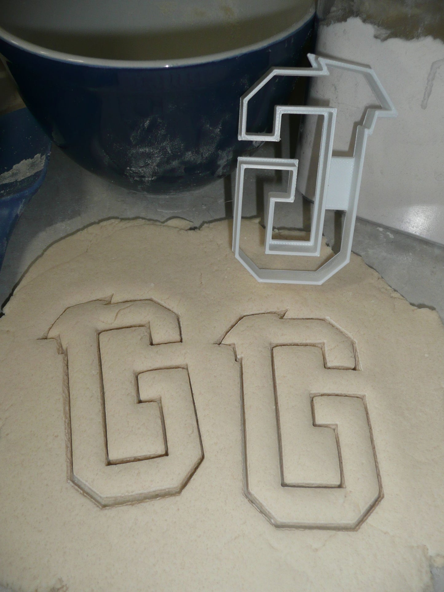 Block Letter G with Graduation Cap School Cookie Cutter USA PR3728