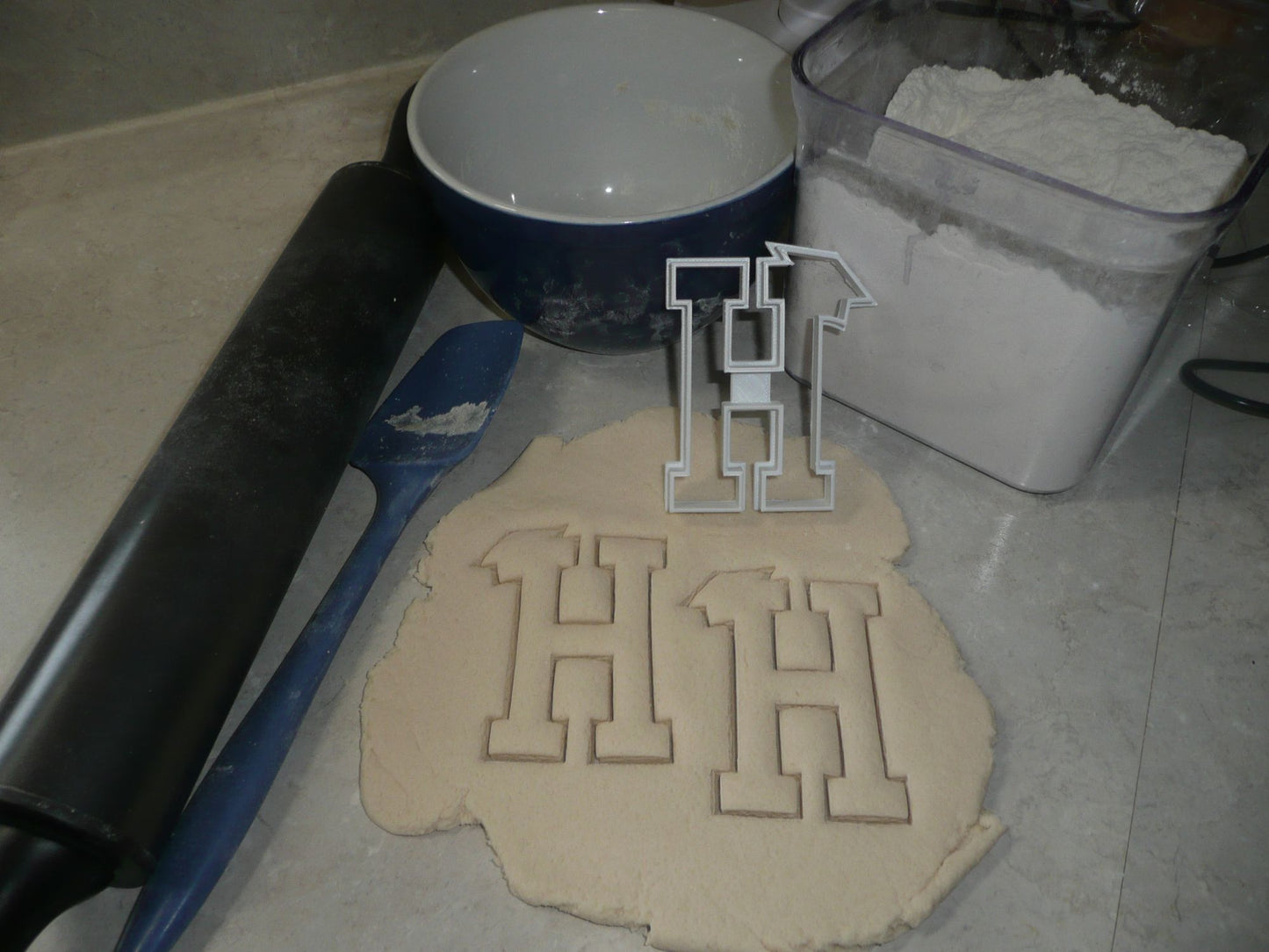 Block Letter H with Graduation Cap School Cookie Cutter USA PR3729