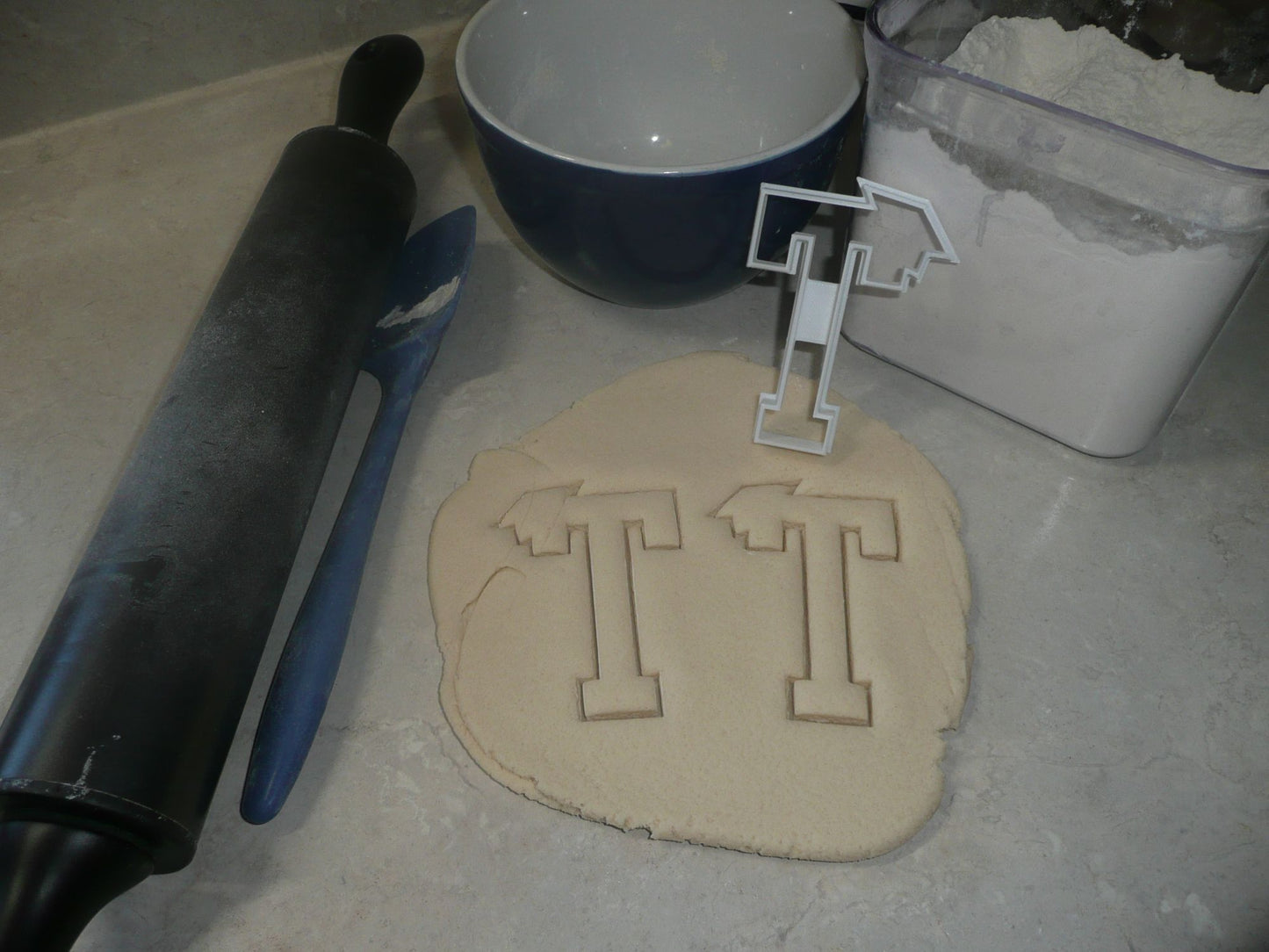 Block Letter T with Graduation Cap School Cookie Cutter USA PR3741