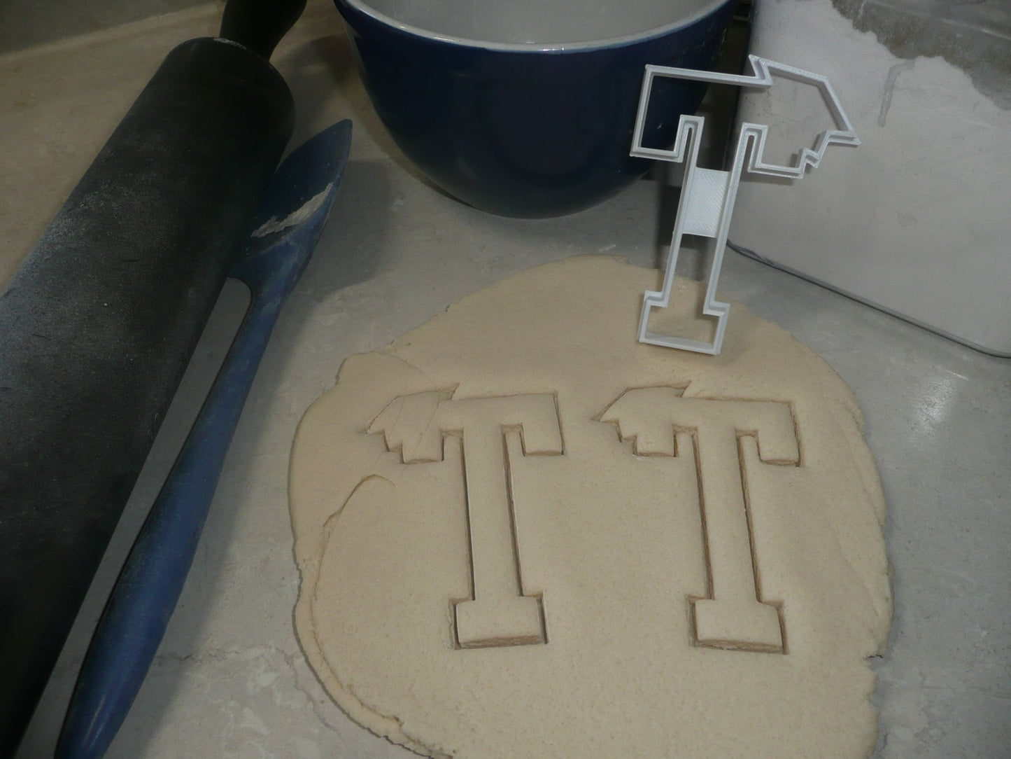 Block Letter T with Graduation Cap School Cookie Cutter USA PR3741