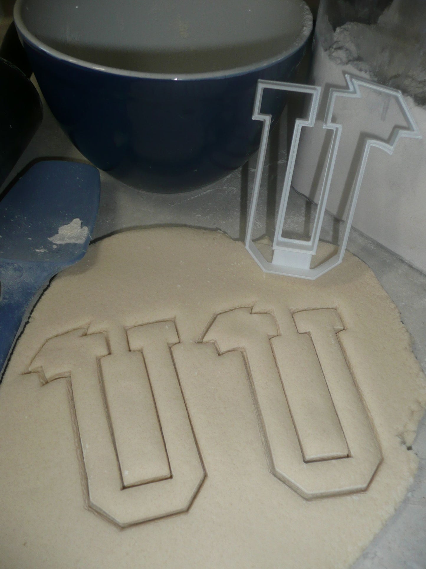 Block Letter U with Graduation Cap School Cookie Cutter USA PR3742