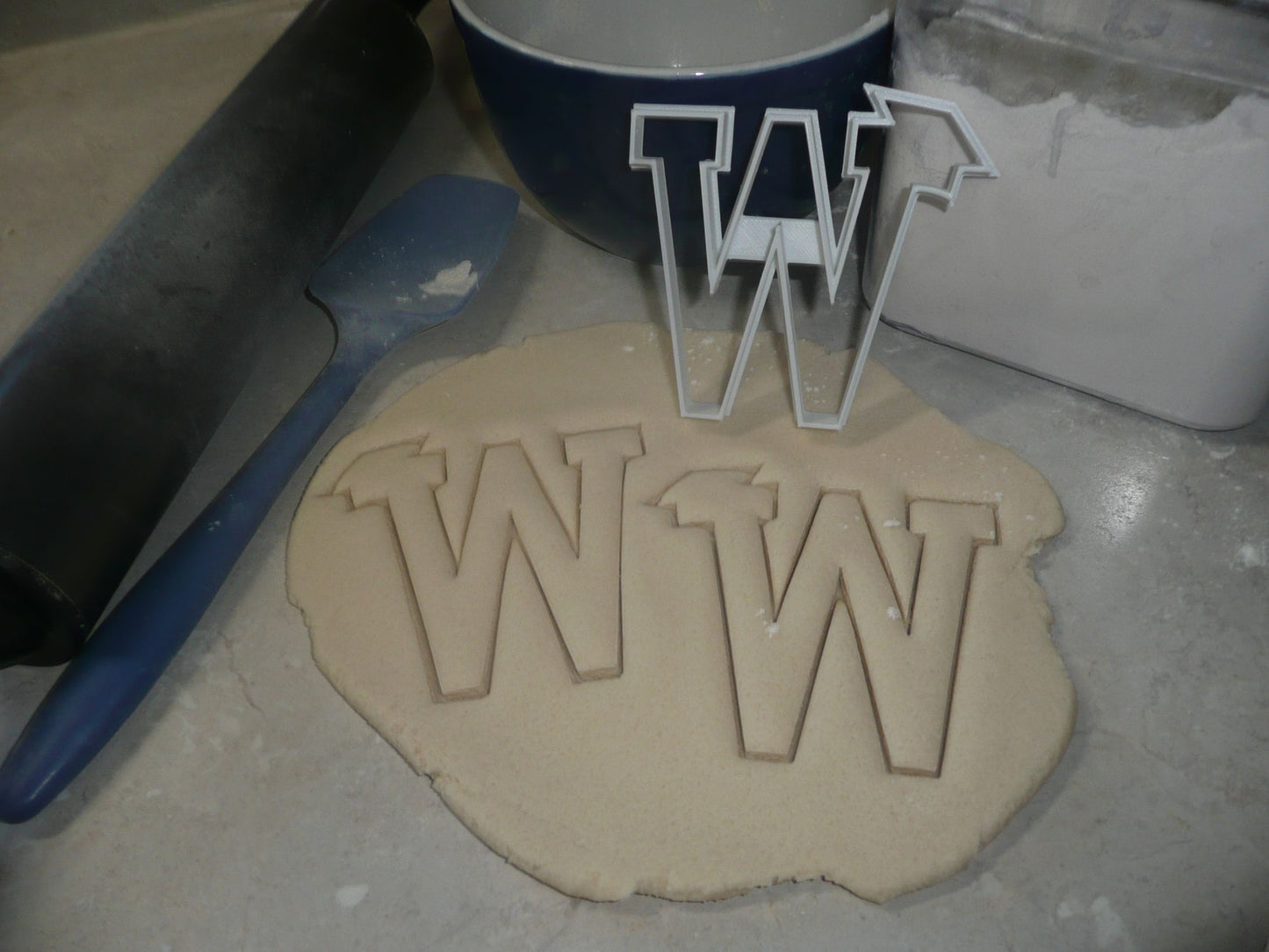 Block Letter W with Graduation Cap School Cookie Cutter USA PR3744