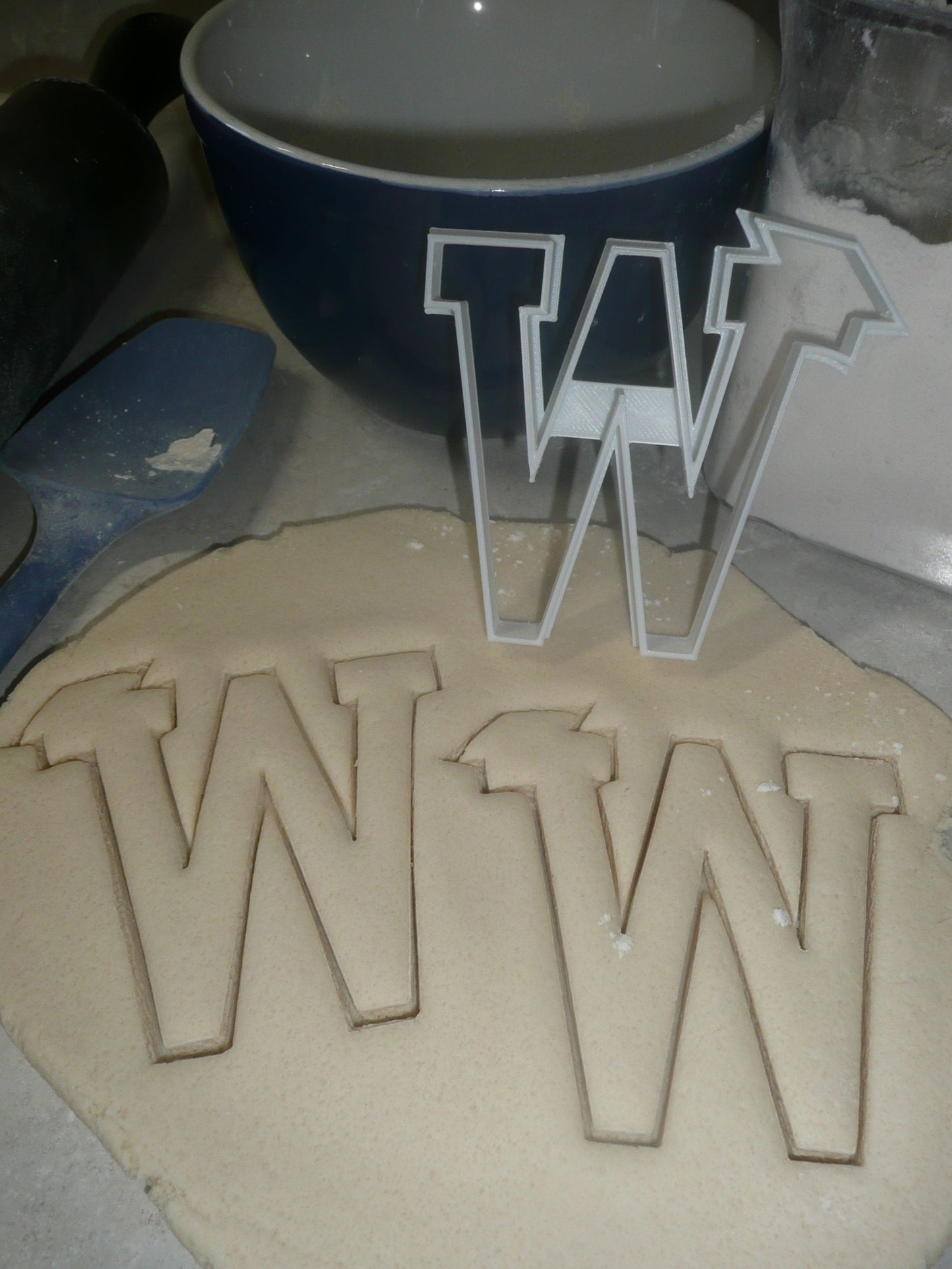 Block Letter W with Graduation Cap School Cookie Cutter USA PR3744