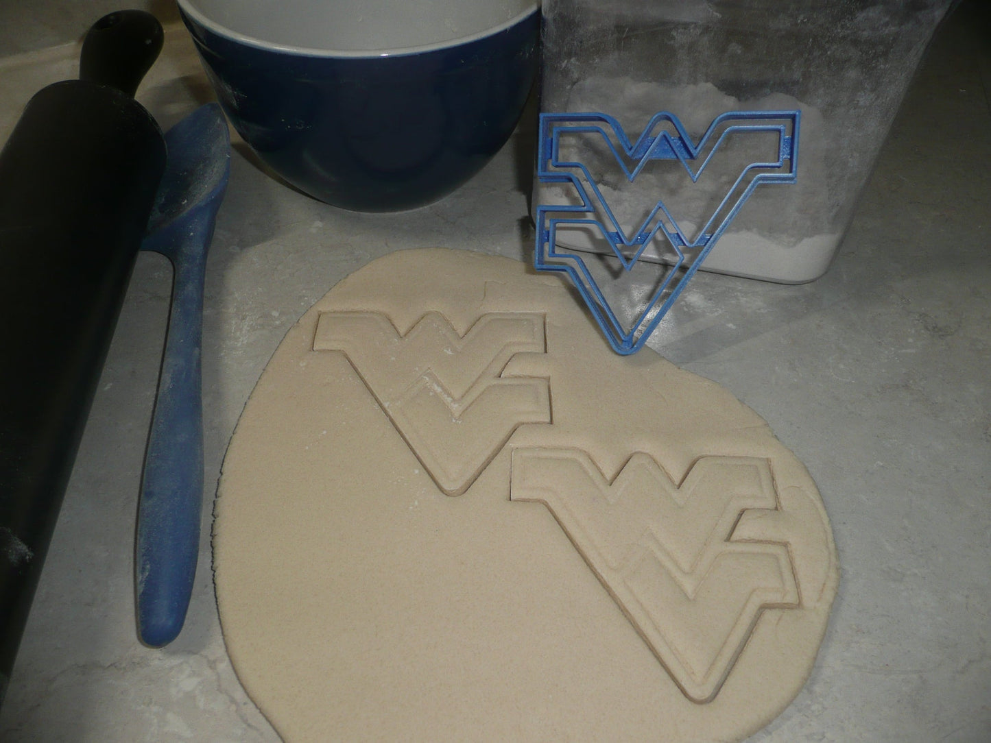 West Virginia University WVU WV Letters Cookie Cutter USA PR3884