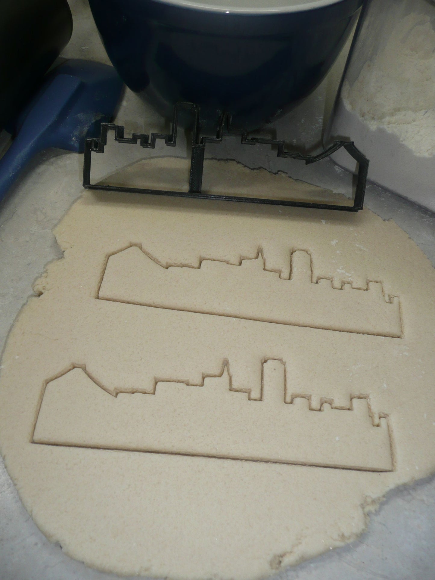 San Francisco California Skyline Pyramid Skyscraper Cookie Cutter USA PR4115