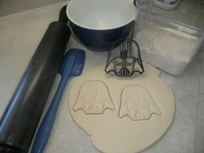 Darth Vader Head Helmet Star Wars Character Cookie Cutter USA PR4131