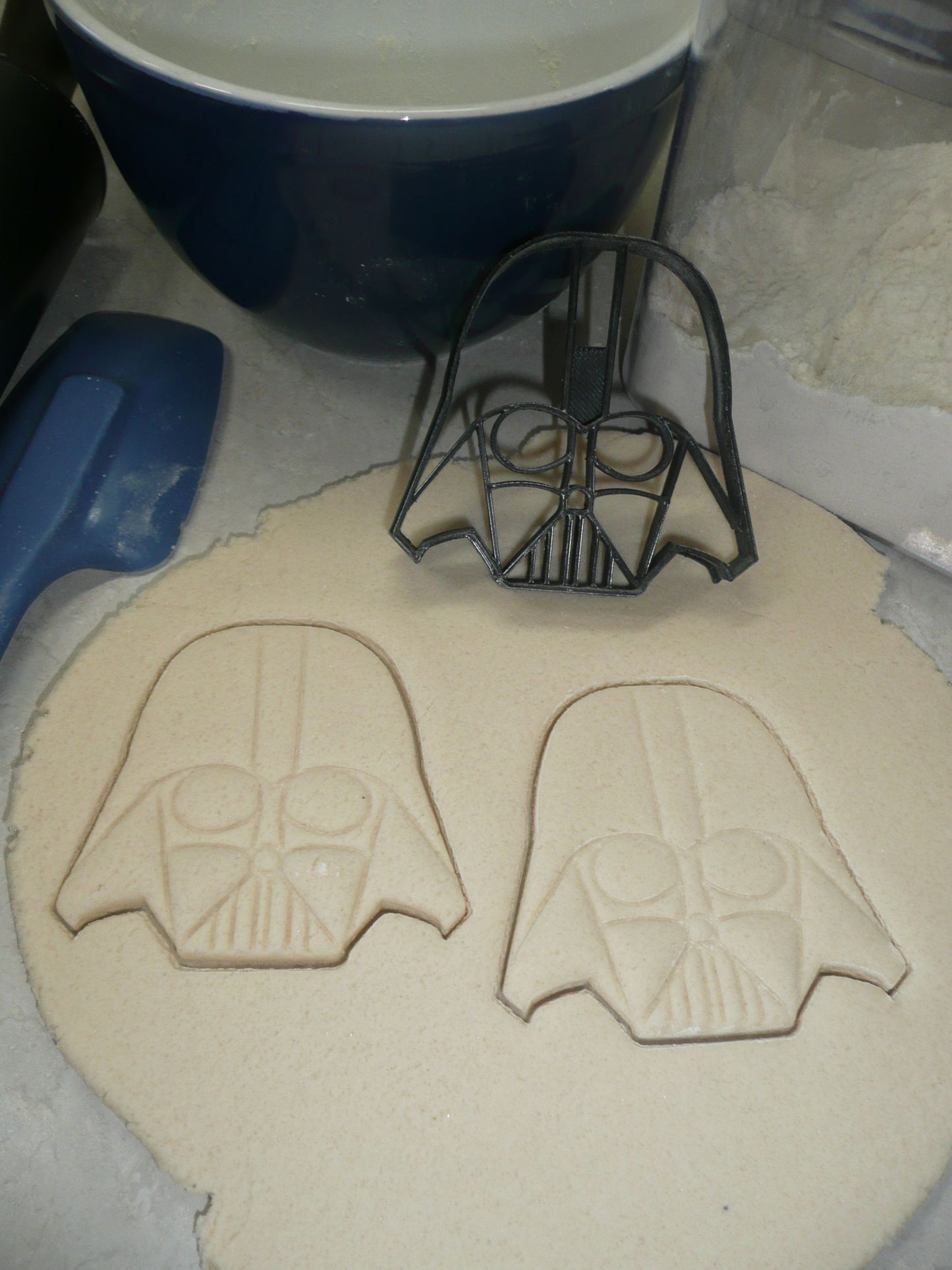 Darth Vader Head Helmet Star Wars Character Cookie Cutter USA PR4131