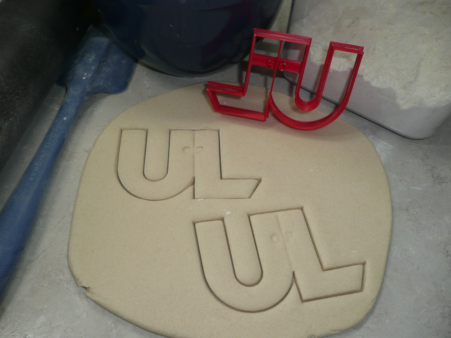 University of Louisville U L Block Letters Cookie Cutter USA PR4151