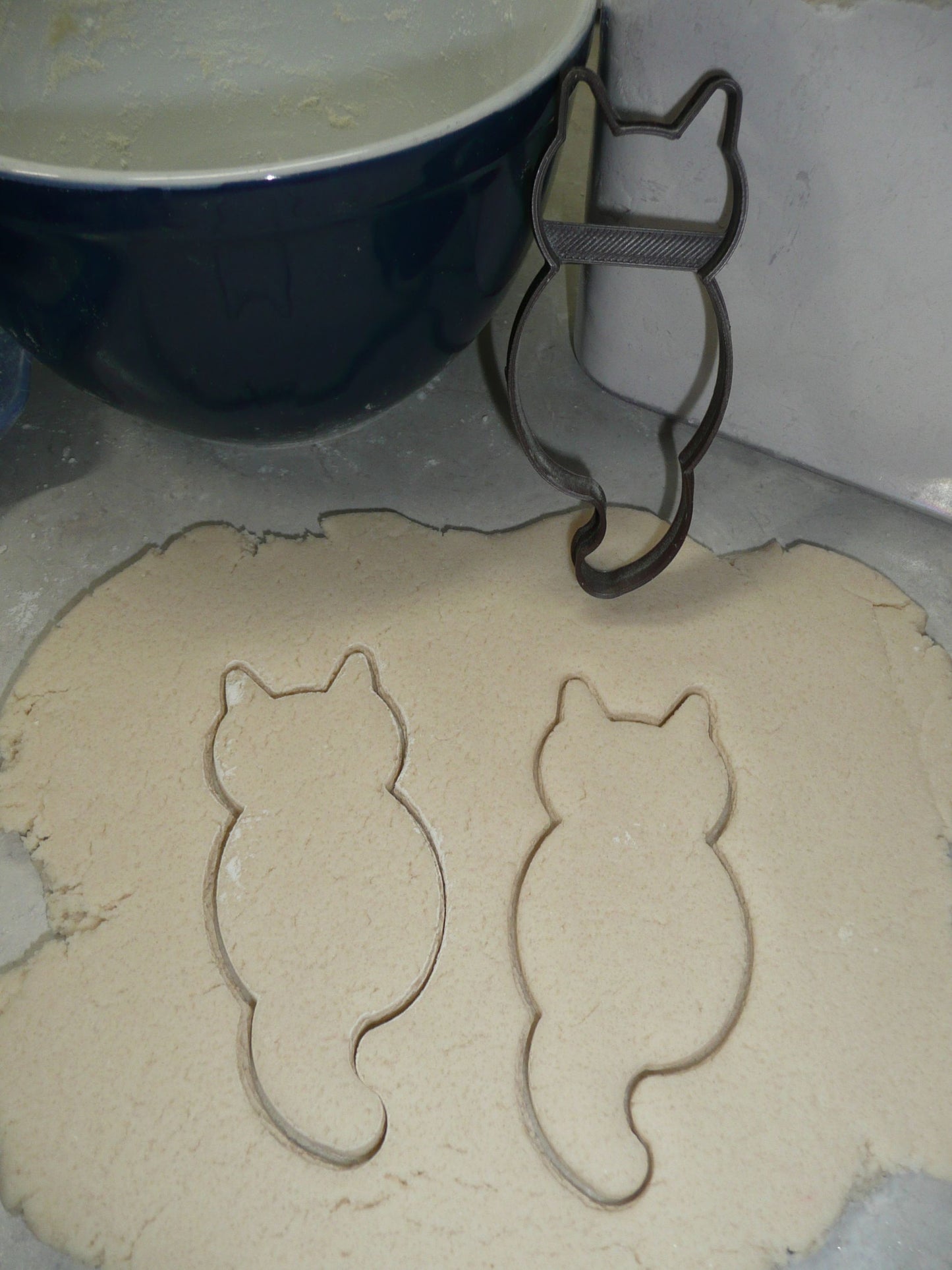 Cat Sitting Back View Outline Tail Hanging Down Kitty Cookie Cutter USA PR4271