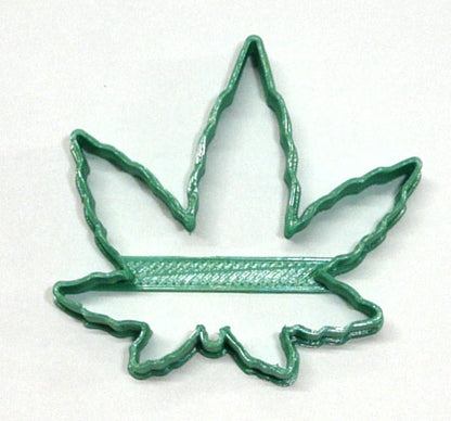 Cannabis Marijuana Hemp Fan Leaf 2.5 Inch Outline Cookie Cutter USA PR4293