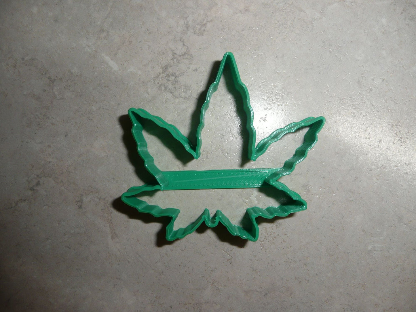 Cannabis Marijuana Hemp Fan Leaf 2.5 Inch Outline Cookie Cutter USA PR4293