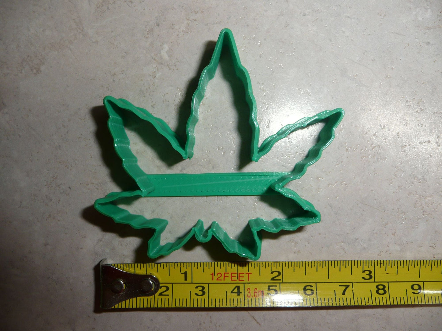 Cannabis Marijuana Hemp Fan Leaf 2.5 Inch Outline Cookie Cutter USA PR4293